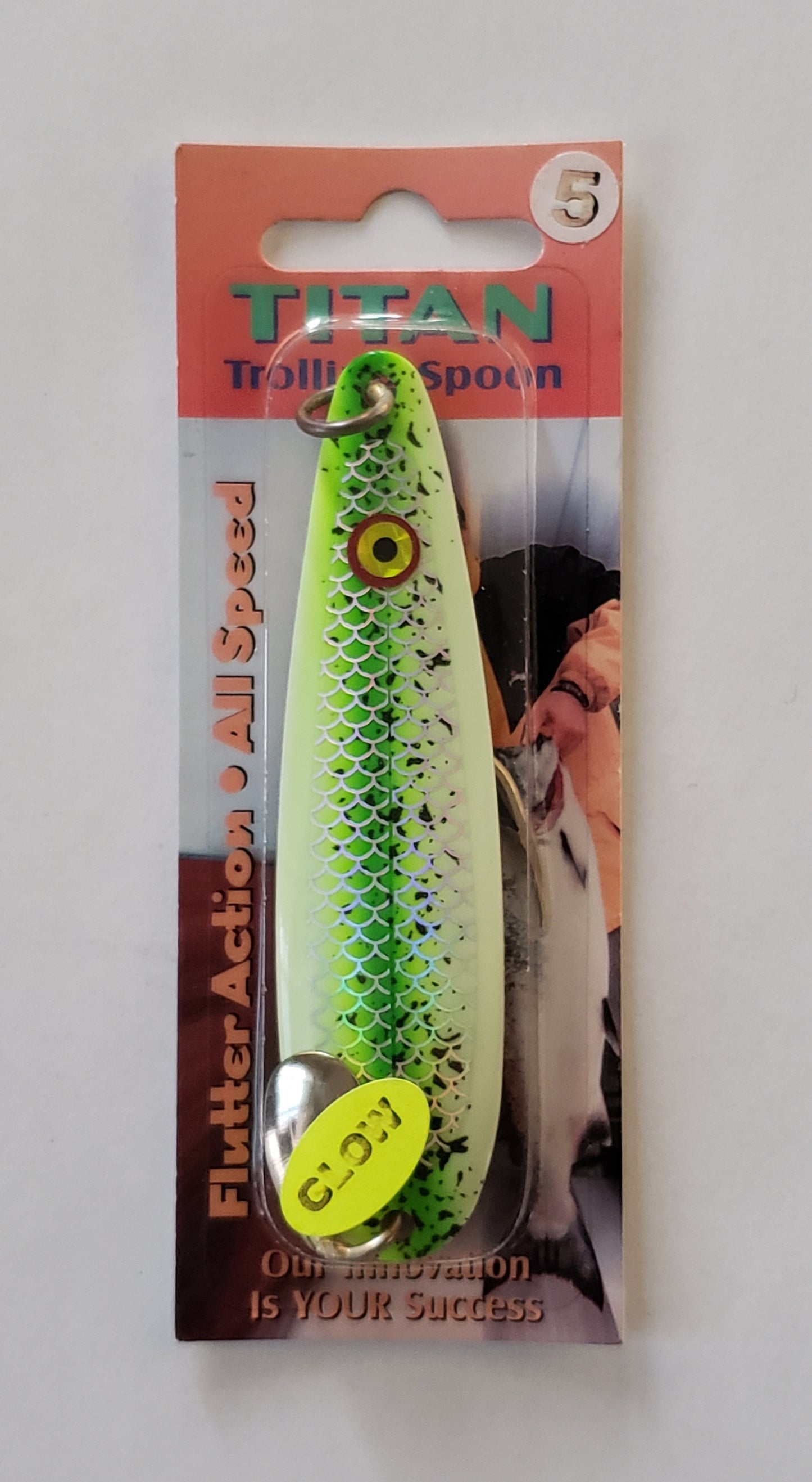 Titan 5 - Glow Vegas